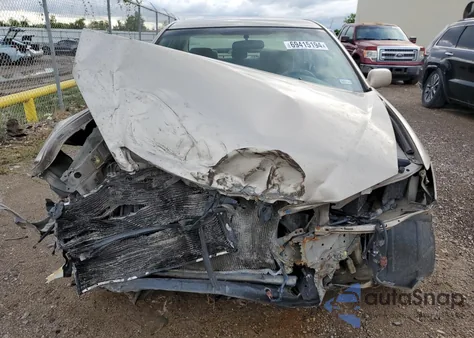 2006 Toyota Camry Le z USA, uszkodzony, nr VIN 4T1BE32K56U733622